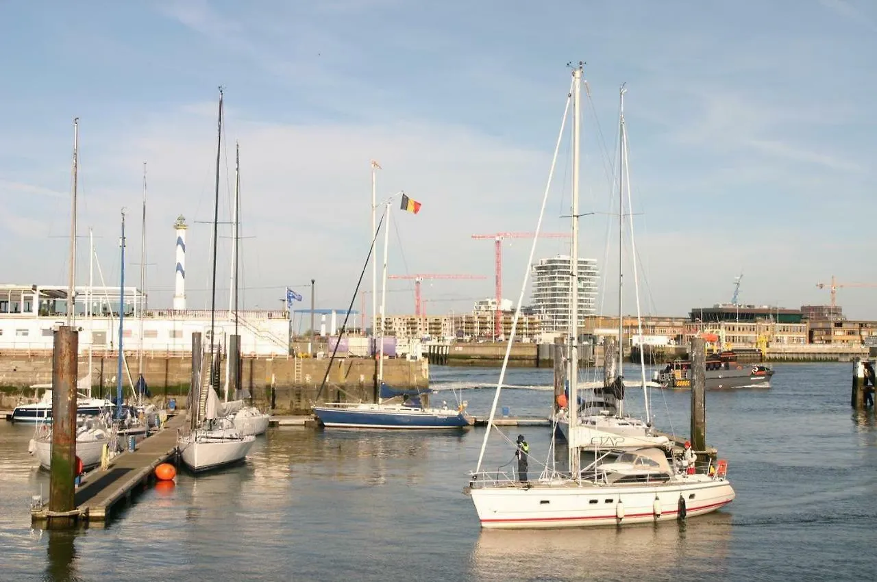 Apartment Studio Azur Oostende Belgium